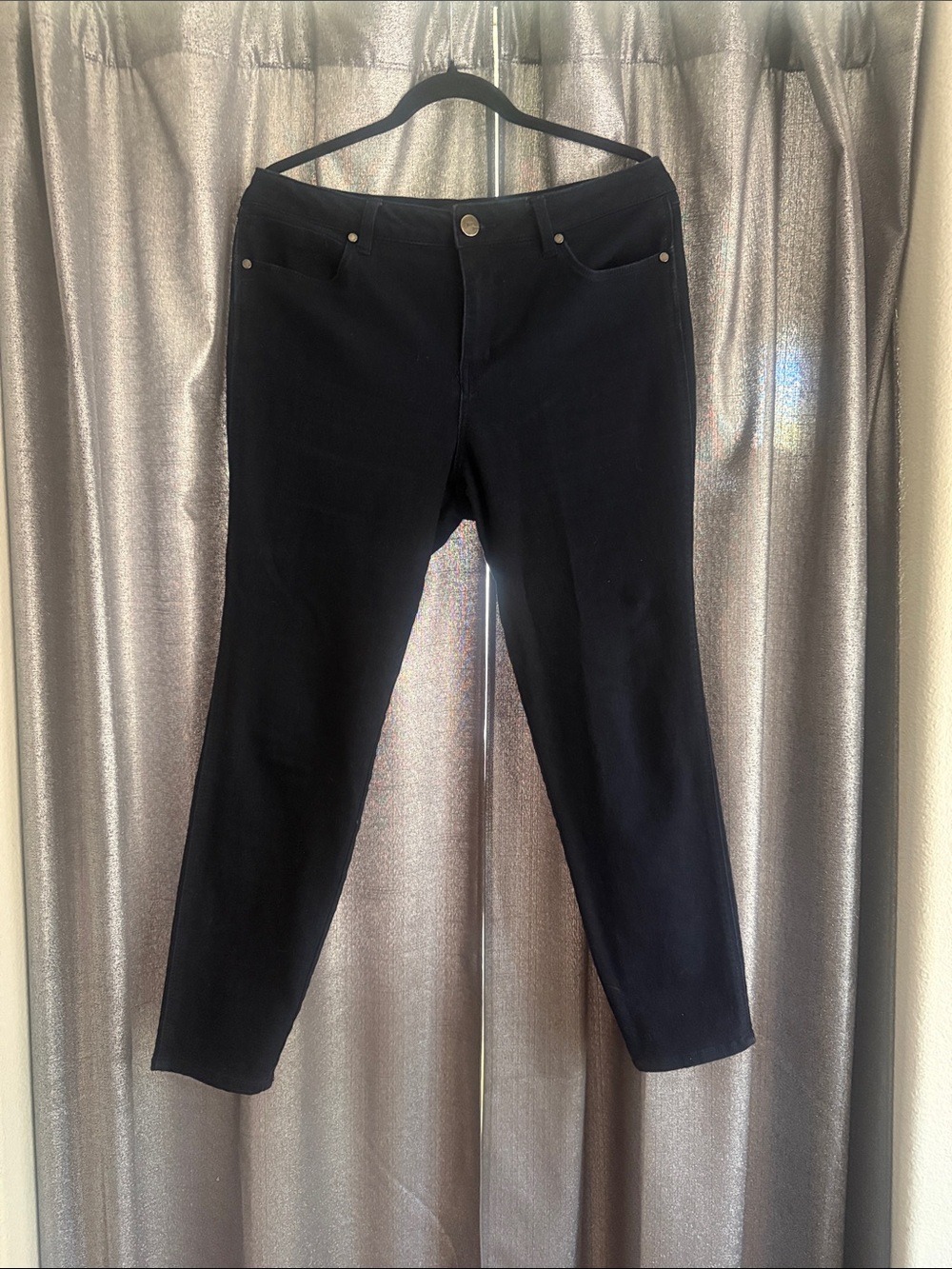 1822 Denim Black Skinny Jeans